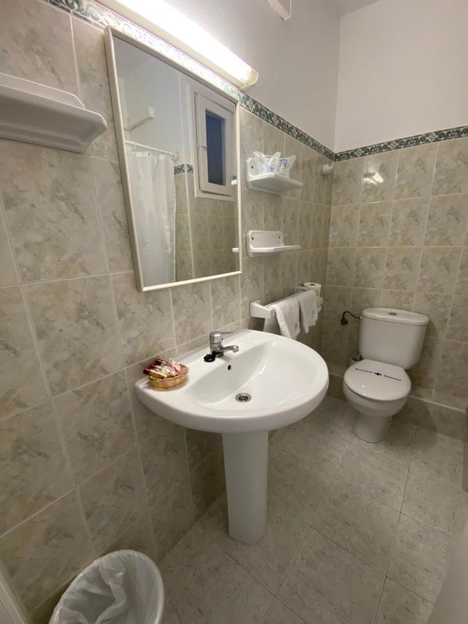 Hostal Pitiusa Ібіца Екстер'єр фото