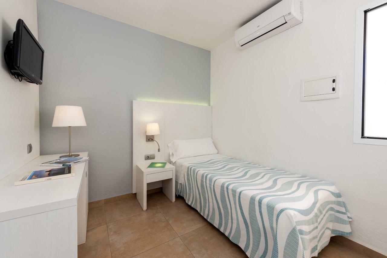 Hostal Pitiusa Ібіца Екстер'єр фото